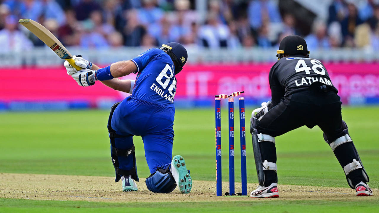 Joe Root was bowled for a scratchy 29, England vs New Zealand, 4th ODI, Lord's, September 15, 2023
