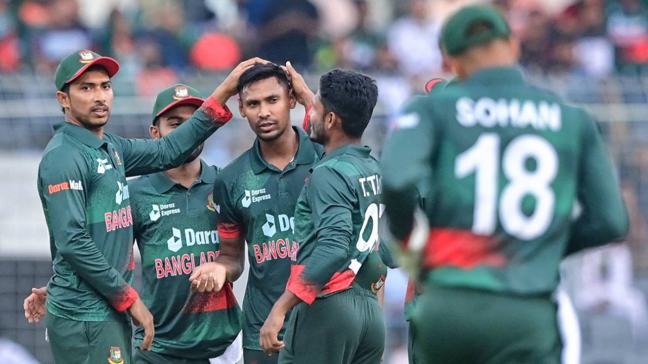 Mustafizur Rahman struck twice in the first powerplay, Bangladesh vs New Zealand, 1st ODI, Mirpur, September 21, 2023