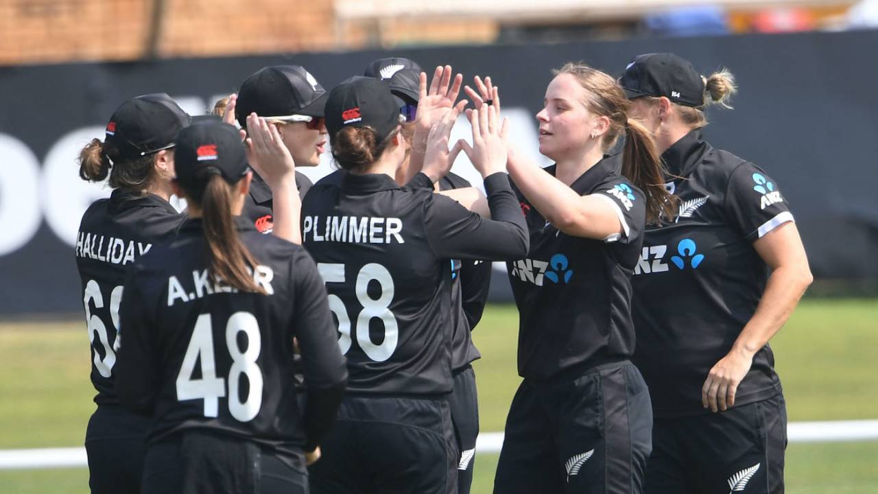 Jess Kerr took two powerplay wickets, South Africa vs New Zealand, 1st Women's ODI, Pietermaritzburg, September 24, 2023