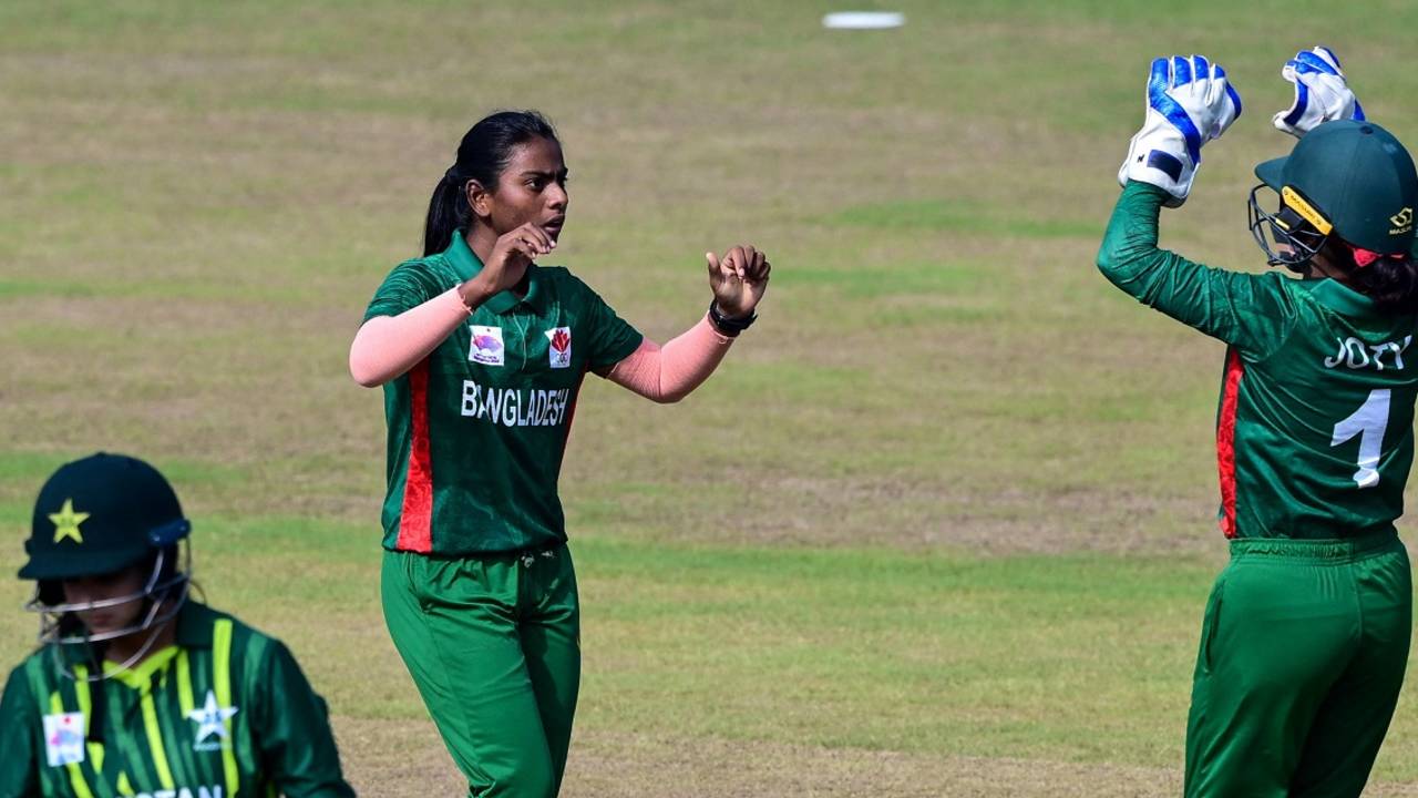 Marufa Akter struck in her first over, Bangladesh vs Pakistan, Asian Games, 3rd place play-off, Hangzhou, September 25, 2023