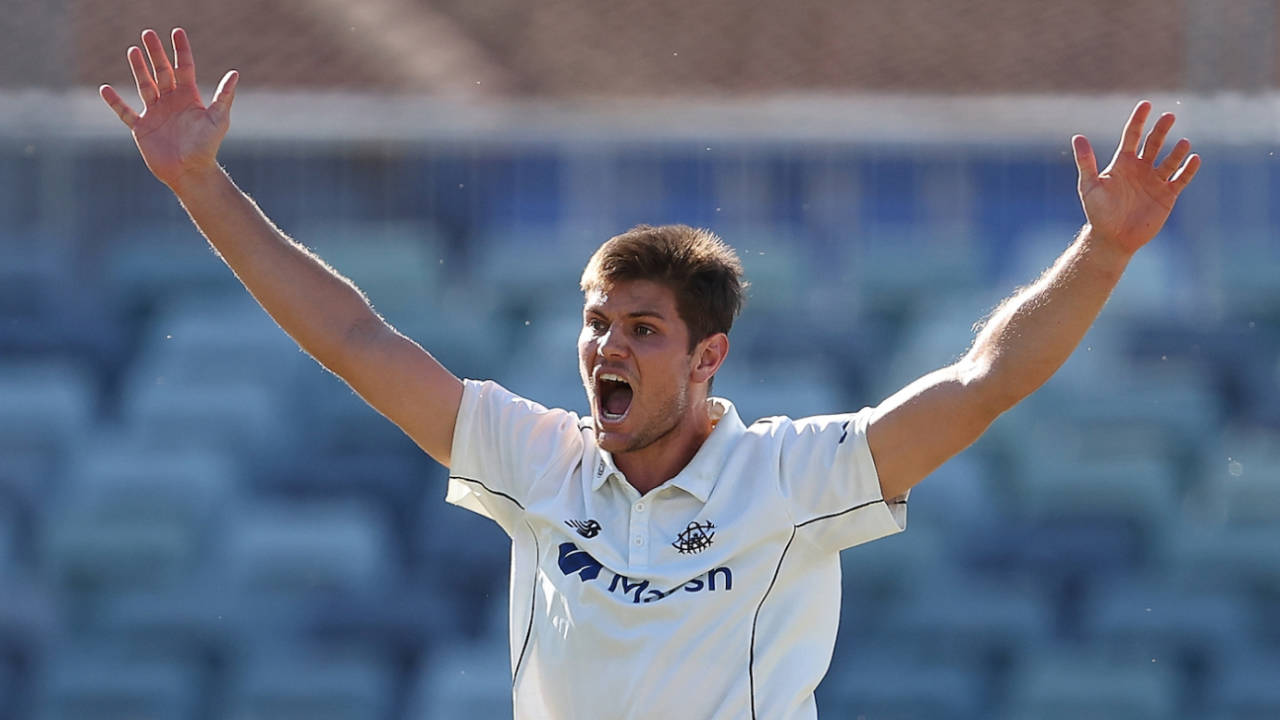 Aaron Hardie has put in a big all-round show in the game, Western Australia vs Victoria, Sheffield Shield, 3rd day, Perth, October 6, 2023