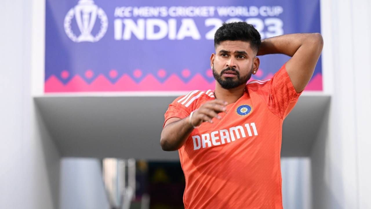 Shreyas Iyer walks into the field for training, Afghanistan vs India, ICC Men's World Cup 2023, Delhi, October 10, 2023