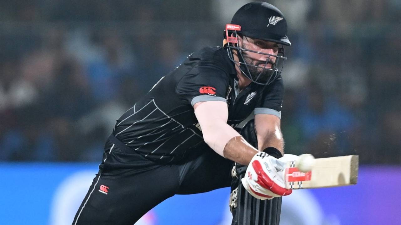 Daryl Mitchell plays a reverse sweep, Bangladesh vs New Zealand, ODI World Cup, Chennai, October 13, 2023