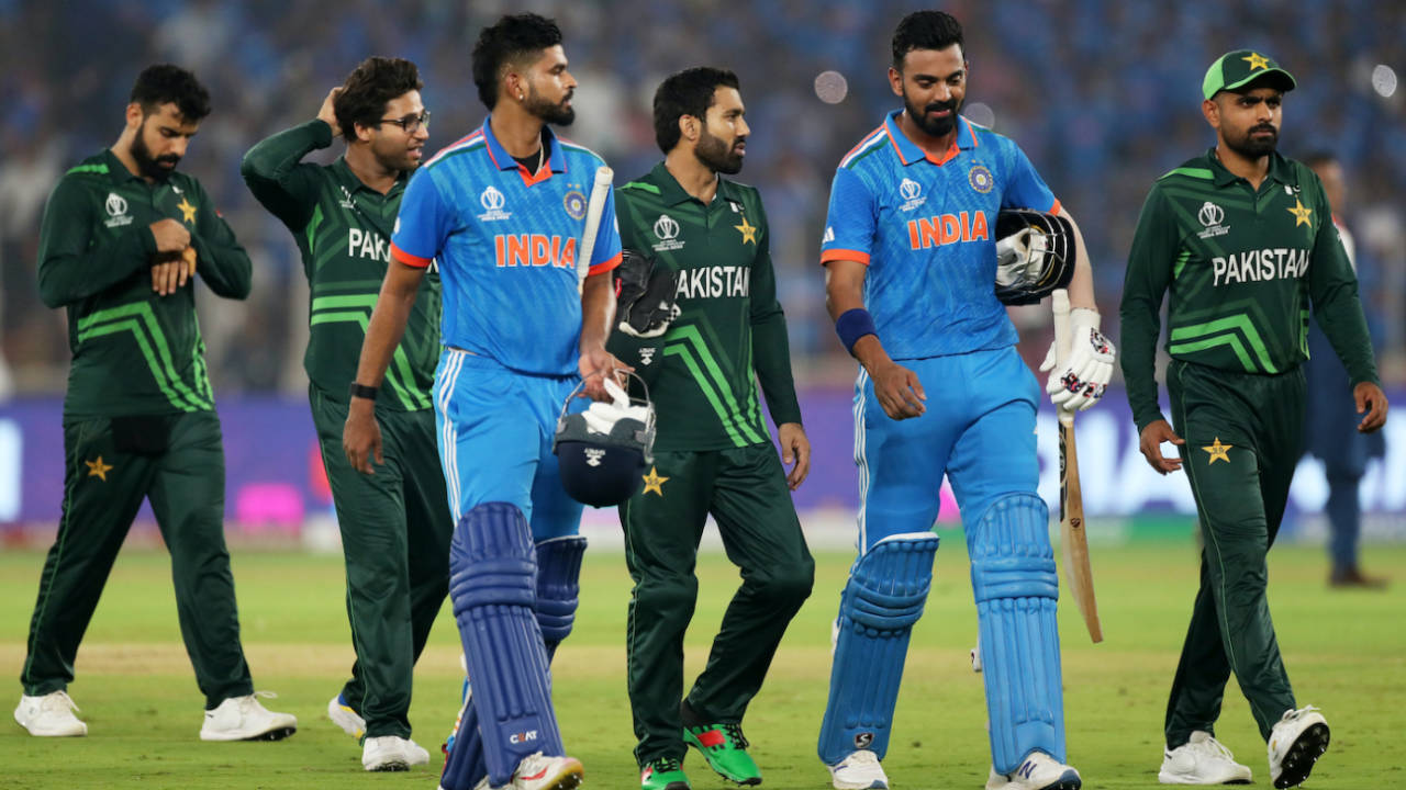 KL Rahul and Shreyas Iyer, who finished off the game, chats with Mohammad Rizwan, India vs Pakistan, Men's World Cup 2023, Ahmedabad, October 14, 2023