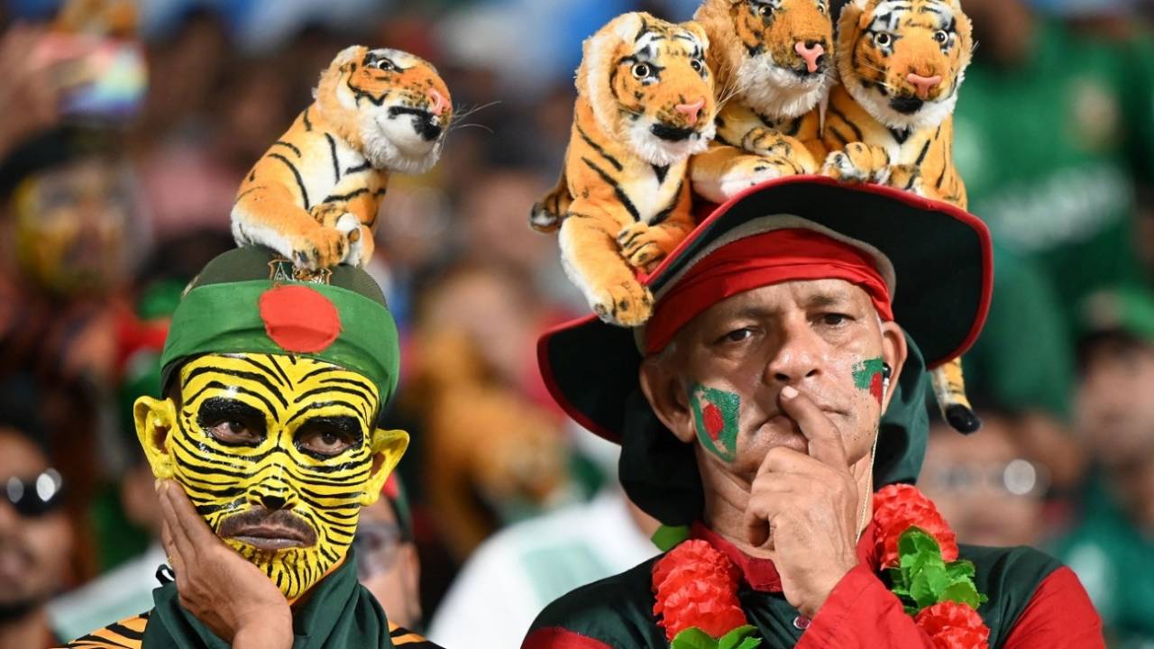 Bangladesh fans wear a sad look, Bangladesh vs Pakistan, Men's ODI World Cup, October 31, 2023