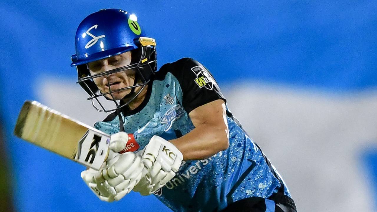 Bridget Patterson's heroics at the death won the match for the Strikers, Adelaide Strikers vs Melbourne Renegades, WBBL, Adelaide, November 8, 2023