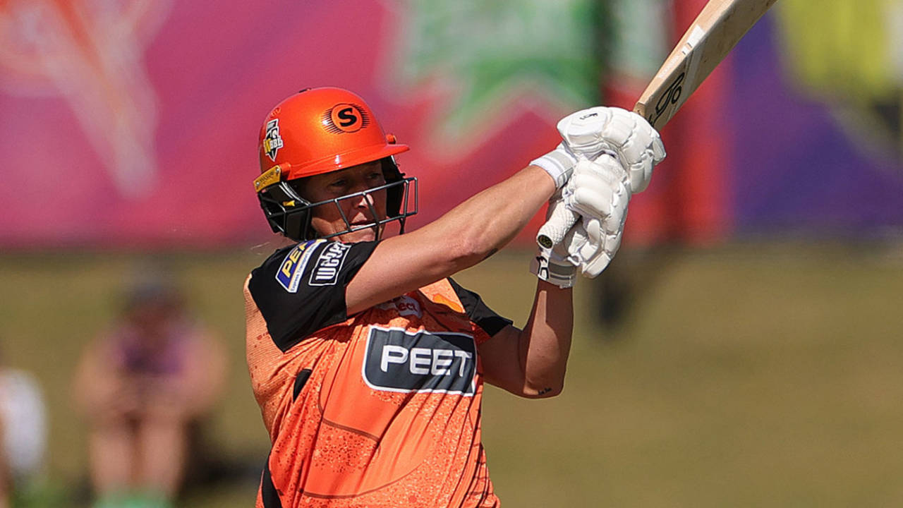 Sophie Devine launched Perth Scorchers towards their target&nbsp;&nbsp;&bull;&nbsp;&nbsp;Getty Images