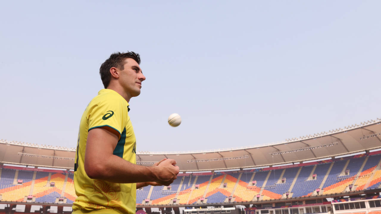 Pat Cummins poses after a press conference the day before the World Cup final, India vs Australia, Ahmedabad, November 18, 2023
