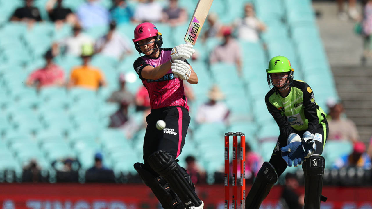 Ellyse Perry dominated the run chase&nbsp;&nbsp;&bull;&nbsp;&nbsp;Getty Images