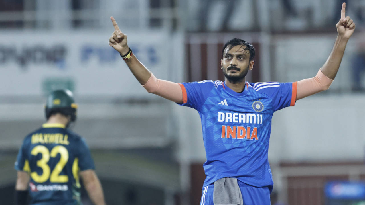 Axar Patel prised out Glenn Maxwell, India vs Australia, 2nd Men's T20I, Thiruvananthapuram, November 26, 2023