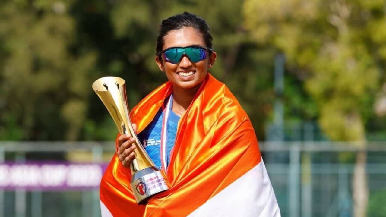 Vrinda Dinesh poses with the trophy, India vs Bangladesh, final, ACC Women's Emerging Teams Cup, Mong Kok, June 21, 2023