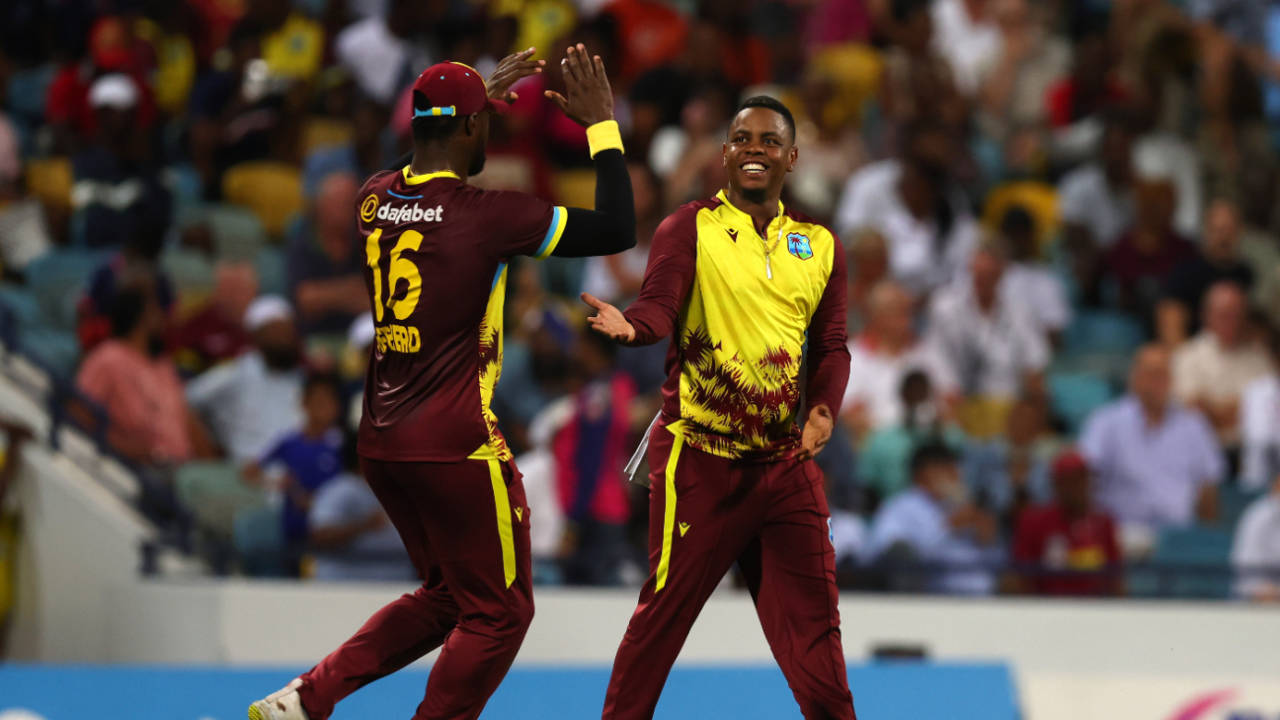 Phil Salt fell to an excellent boundary catch from Shimron Hetmyer, West Indies vs England, 1st T20I, Bridgetown, December 12, 2023