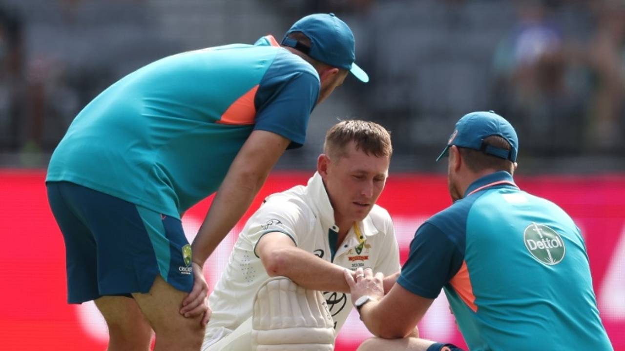 Marnus Labuschagne was hit on his right glove by Khurram Shahzad, Australia vs Pakistan, 1st Test, Optus Stadium, Perth, 3rd day, December 16, 2023