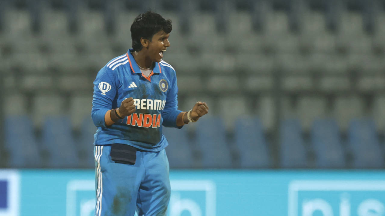 Deepti Sharma ended the 148-run stand for the second wicket, India vs Australia, 1st Women's ODI, Mumbai, December 28, 2023