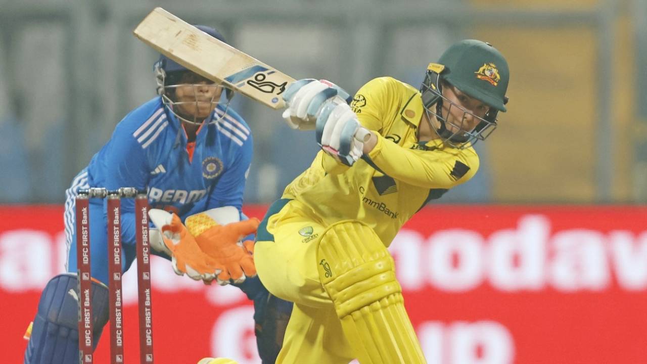 Phoebe Litchfield slogs one all along the ground, India vs Australia, 1st ODI, Mumbai, December 28, 2023