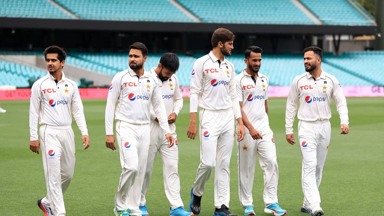 A few members of the Pakistan squad walk around the iconic Sydney Cricket Ground