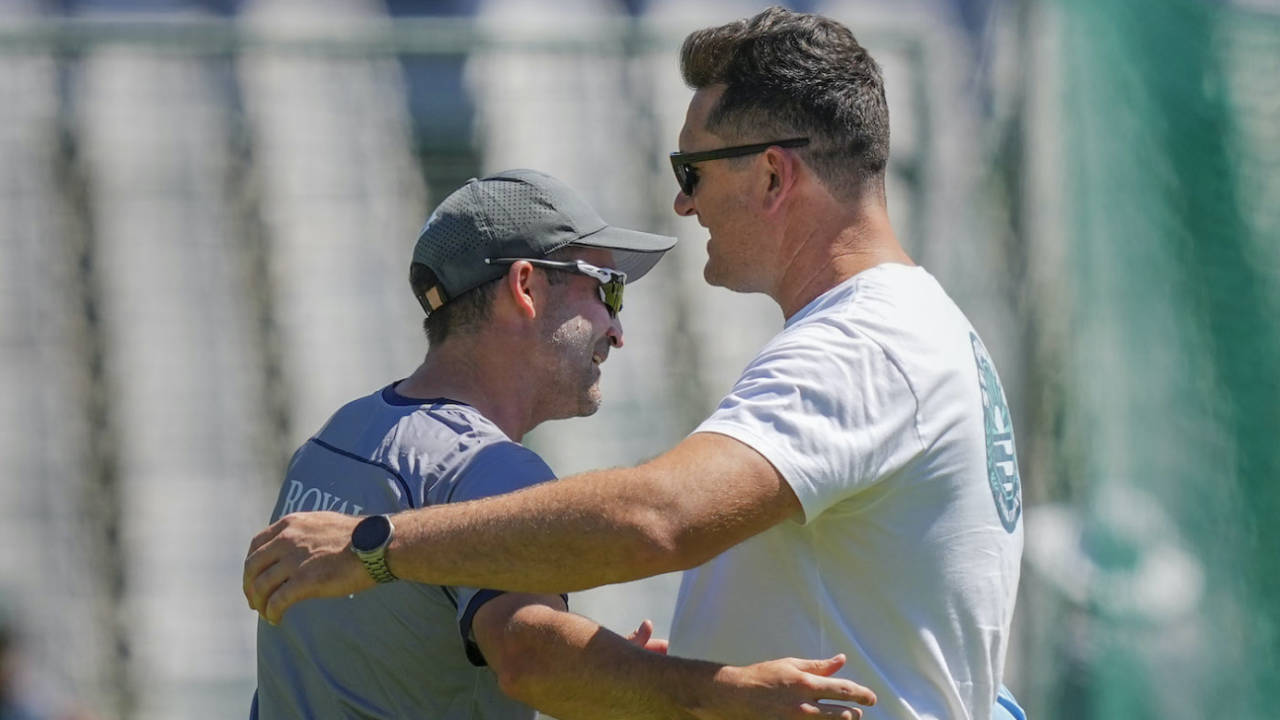 Dean Elgar, South Africa's captain for the New Year's Test against India, greets the SA20 commissioner Graeme Smith at Newlands&nbsp;&nbsp;&bull;&nbsp;&nbsp;PTI 