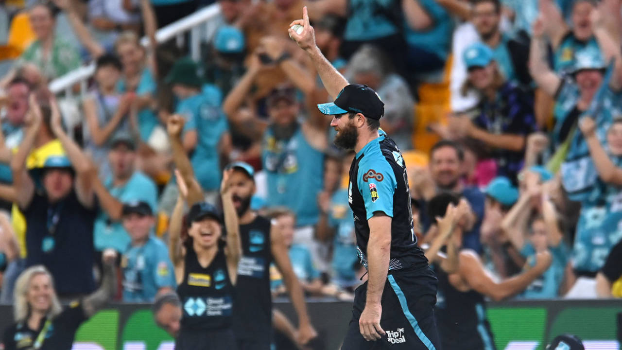 Michael Neser celebrates his stunning catch, Brisbane Heat vs Perth Scorchers, BBL, Gabba, January 10, 2024