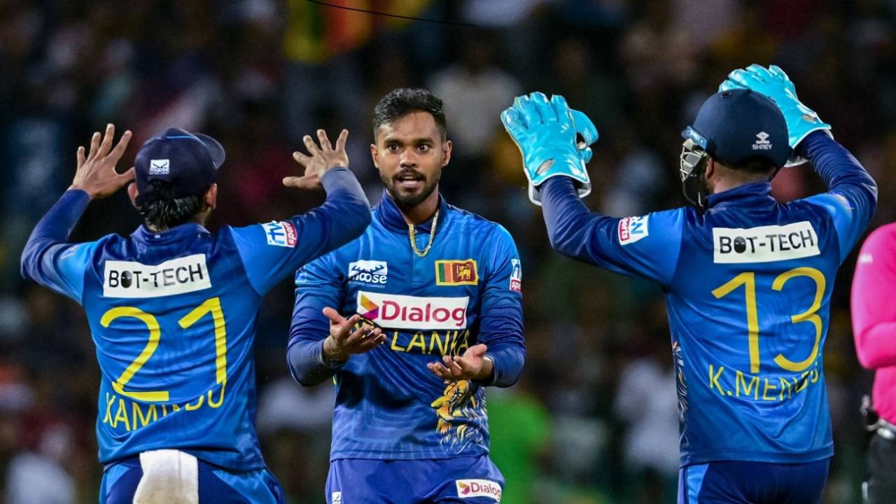 Dhananjaya de Silva caught Sean Williams off his own bowling , Sri Lanka vs Zimbabwe, 3rd men's T20I, Colombo, January 18, 2024