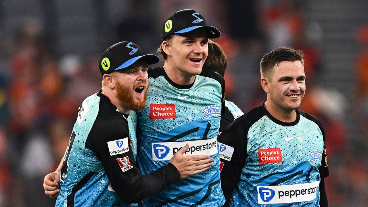 Lloyd Pope (left) and Cameron Boyce (right) have helped inspire a change of fortunes for Adelaide Strikers, Perth Scorchers vs Adelaide Strikers, BBL 2024, Perth, January 20, 2024