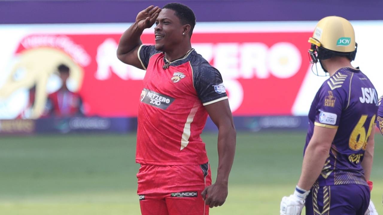 Sheldon Cottrell brings out his trademark celebration, Desert Vipers vs Abu Dhabi Knight Riders, ILT20, Dubai, January 21, 2024