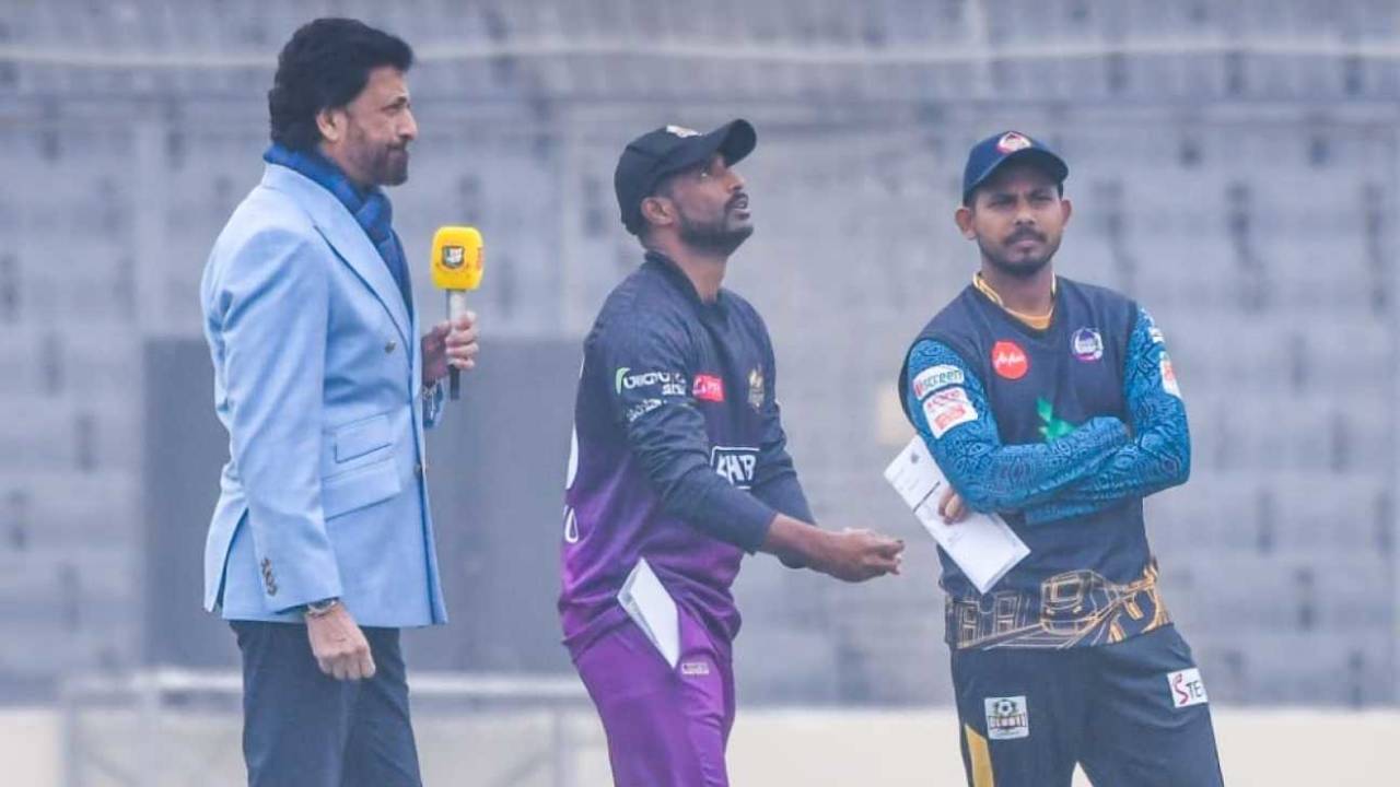 Shuvagata Hom spins the coin as Mosaddek Hossain watches on, Durdanto Dhaka vs Chattogram Challengers, Bangladesh Premier League 2024, Mirpur, January 22, 2024