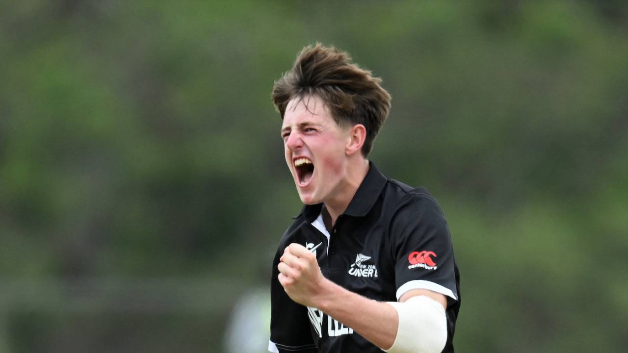 Matt Rowe struck twice in the 10th over, New Zealand vs Afghanistan, Under-19 World Cup 2024, East London, January 23, 2024