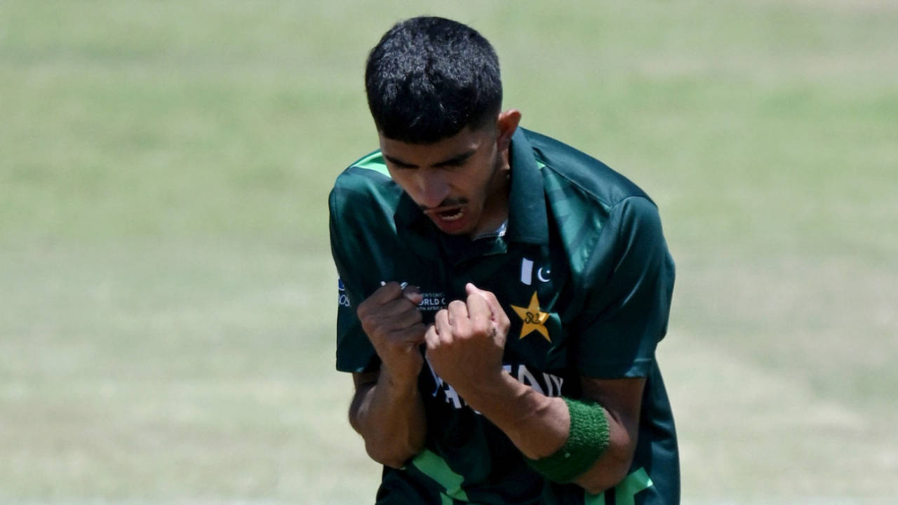 Ali Asfand celebrates after taking the wicket of Sam Clode, New Zealand vs Pakistan, Men's Under-19 World Cup, East London, January 27, 2024