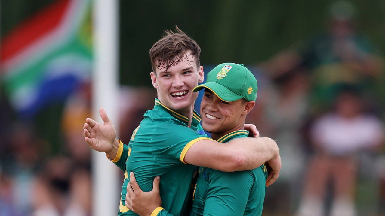 Riley Norton (L) was the pick of the South Africa bowlers, South Africa vs Scotland, Men's Under-19 World Cup, Potchefstroom, January 27, 2024