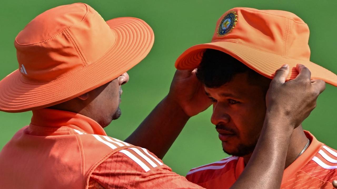 Sarfaraz Khan and Saurabh Kumar during India's practice session, Visakhapatnam, February 1, 2024