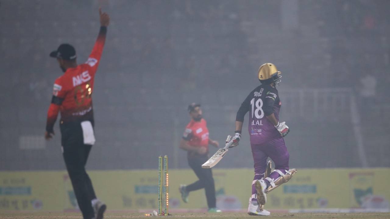 Bilal Khan is run out, Chattogram Challengers vs Comilla Victorians, Bangladesh Premier League, Sylhet, February 2, 2024