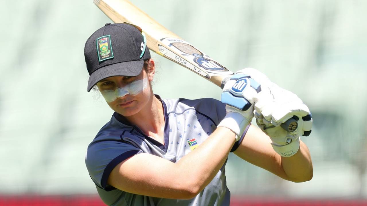 Laura Wolvaardt knocks one before the game, Australia vs South Africa, 1st ODI, Adelaide, February 3, 2024