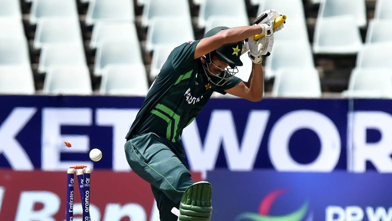 Shamyl Hussain loses his stumps to Rohanat Doullah Borson, Pakistan U-19 vs Bangladesh U-19, ICC Men's U-19 World Cup, Benoni, February 3, 2024