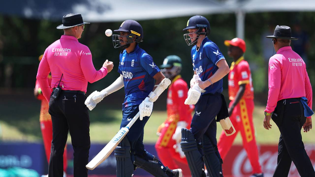 Hamza Shaikh walks off after being given out obstructed the field, England vs Zimbabwe, Under-19 World Cup, Potchefstroom, February 3, 2024