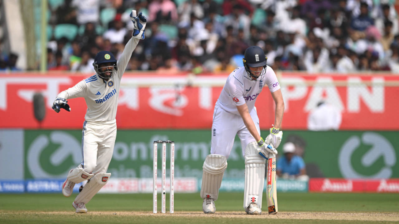 Zak Crawley was out lbw just before lunch, India vs England, 2nd Test, Visakhapatnam, 4th day, February 5, 2024