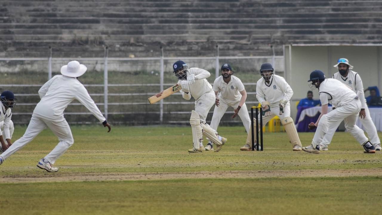 Bihar's Nawaz Khan taps the ball away, Bihar vs Andhra, 4th day, Group B, Ranji Trophy 2023-24, Patna, February 5, 2024