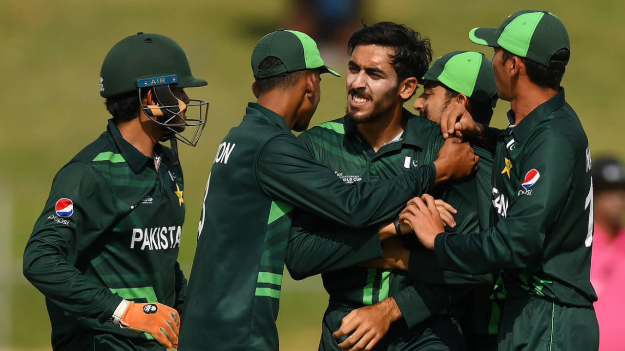Arafat Minhas picked up the big wicket of Harry Dixon, Australia vs Pakistan, Under-19 World Cup 2024, 2nd semi-final, Benoni, February 8, 2024