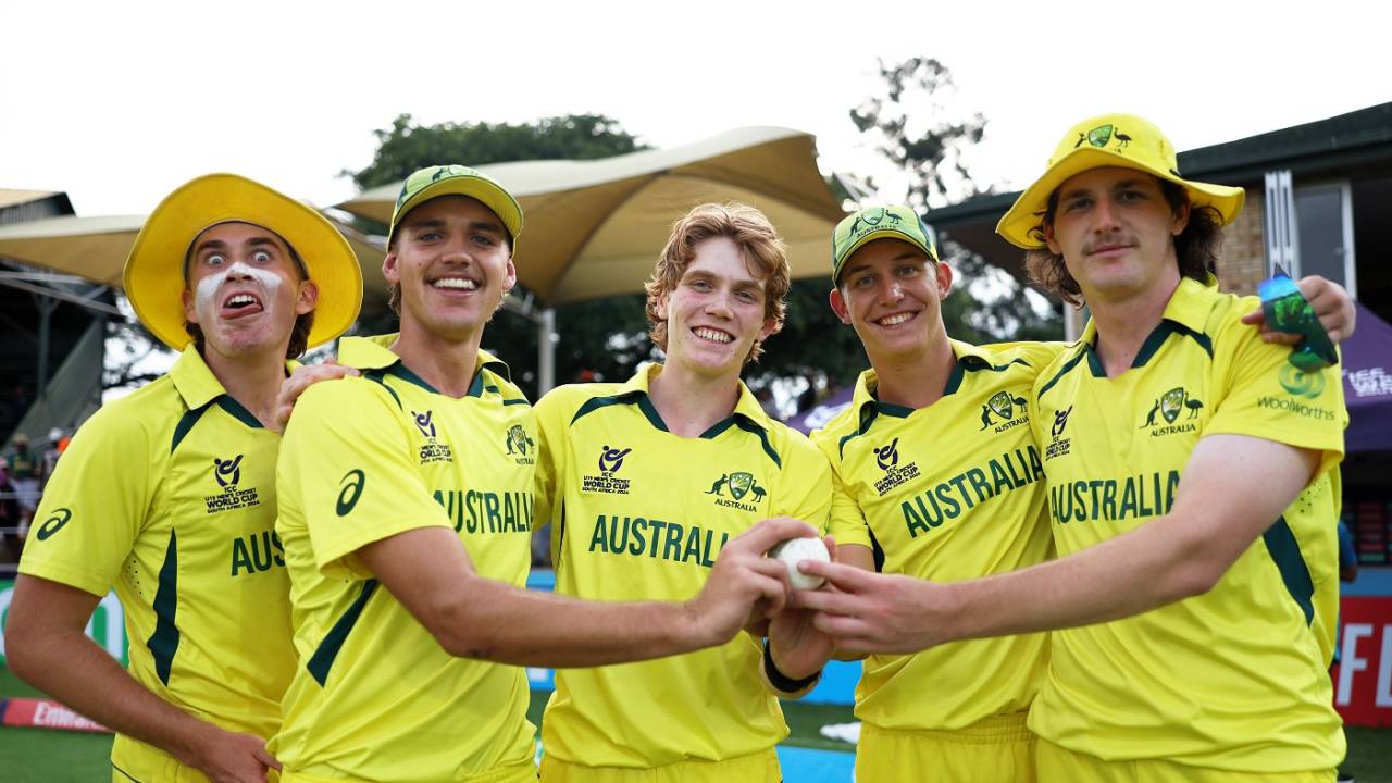 Mahli Beardman ODI photos and editorial news pictures from ESPNcricinfo