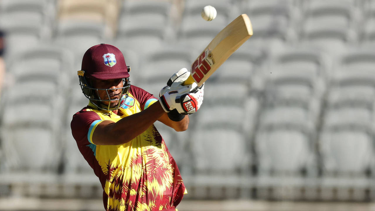 Roston Chase took on the Australia bowlers, Australia vs West Indies, 3rd T20I, Perth, February 13, 2024