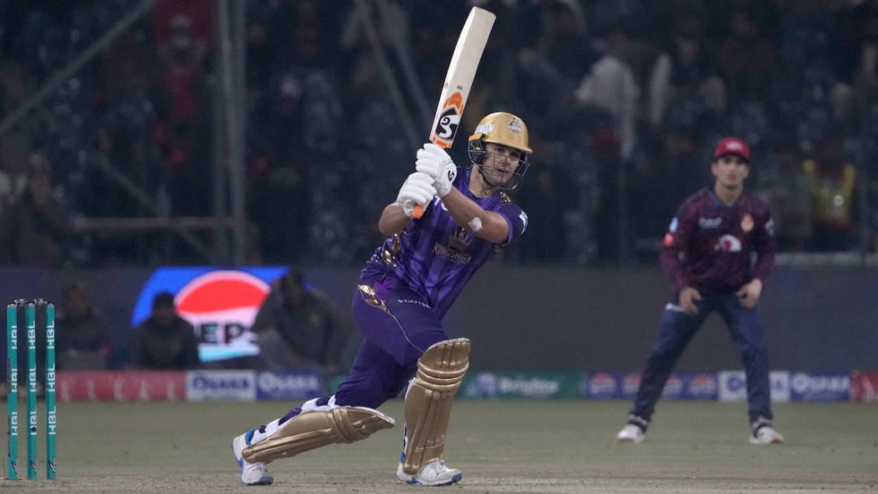 Rilee Rossouw steered Quetta Gladiators home after being given a let-off&nbsp;&nbsp;&bull;&nbsp;&nbsp;Associated Press