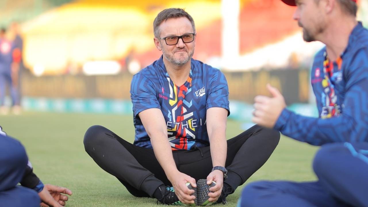 Mike Hesson: "I've got a bit of a link to Islamabad United back to when Dean Jones was coach"&nbsp;&nbsp;&bull;&nbsp;&nbsp;Islamabad United