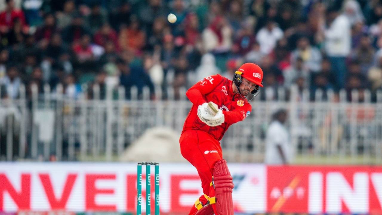 Colin Munro top-scored for Islamabad United with a 40-ball 84