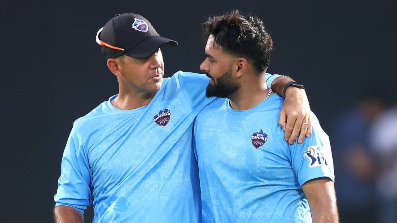 Ricky Ponting with Rishabh Pant at a Delhi Capitals training session, Visakhapatnam, March 15, 2024