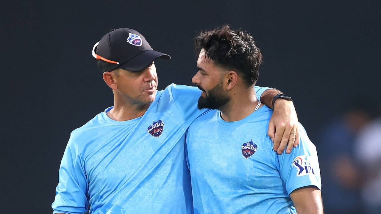 Ricky Ponting with Rishabh Pant at a Delhi Capitals training session