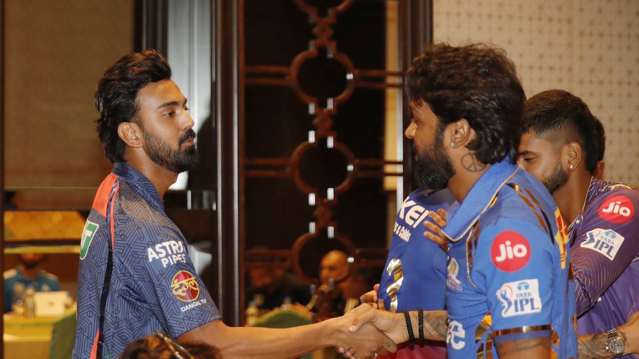 KL Rahul shakes hands with Hardik Pandya at an IPL captains event in Chennai, March 21, 2024