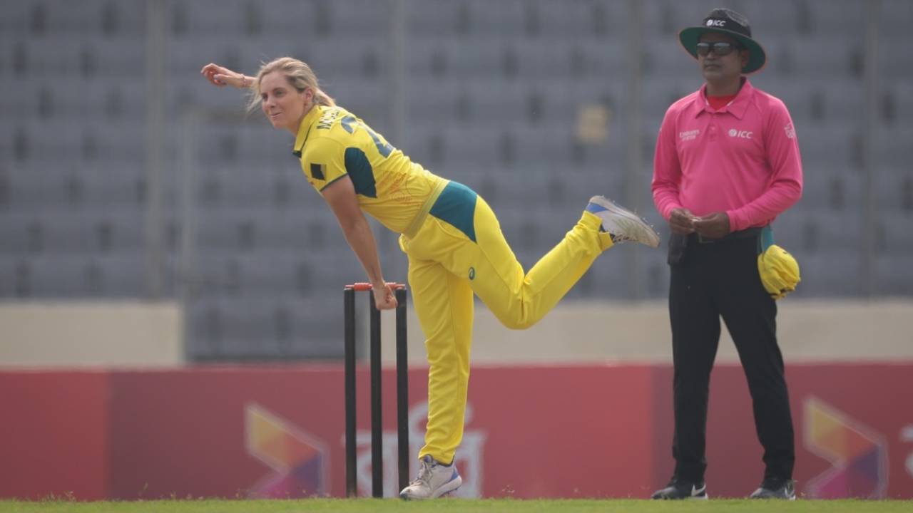 In her first ODI since September 2021, Sophie Molineux bowled ten overs unchanged and returned three wickets&nbsp;&nbsp;&bull;&nbsp;&nbsp;Getty Images