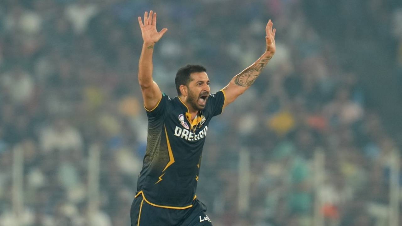 Mohit Sharma picked the wicket of Dewald Brevis to make the match interesting, Gujarat Titans vs Mumbai Indians, IPL 2024, Ahmedabad, March 24, 2024
