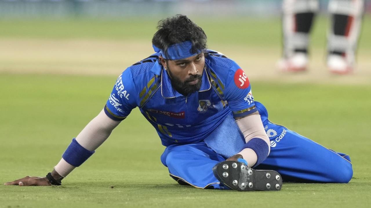 Hardik Pandya did not get a warm reception in Hyderabad but did get the first breakthrough for Mumbai Indians, Sunrisers Hyderabad vs Mumbai Indians, IPL 2024, Hyderabad, March 27, 2024