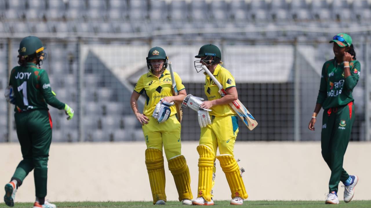 Job done, Alyssa Healy and Beth Mooney can walk off proudly