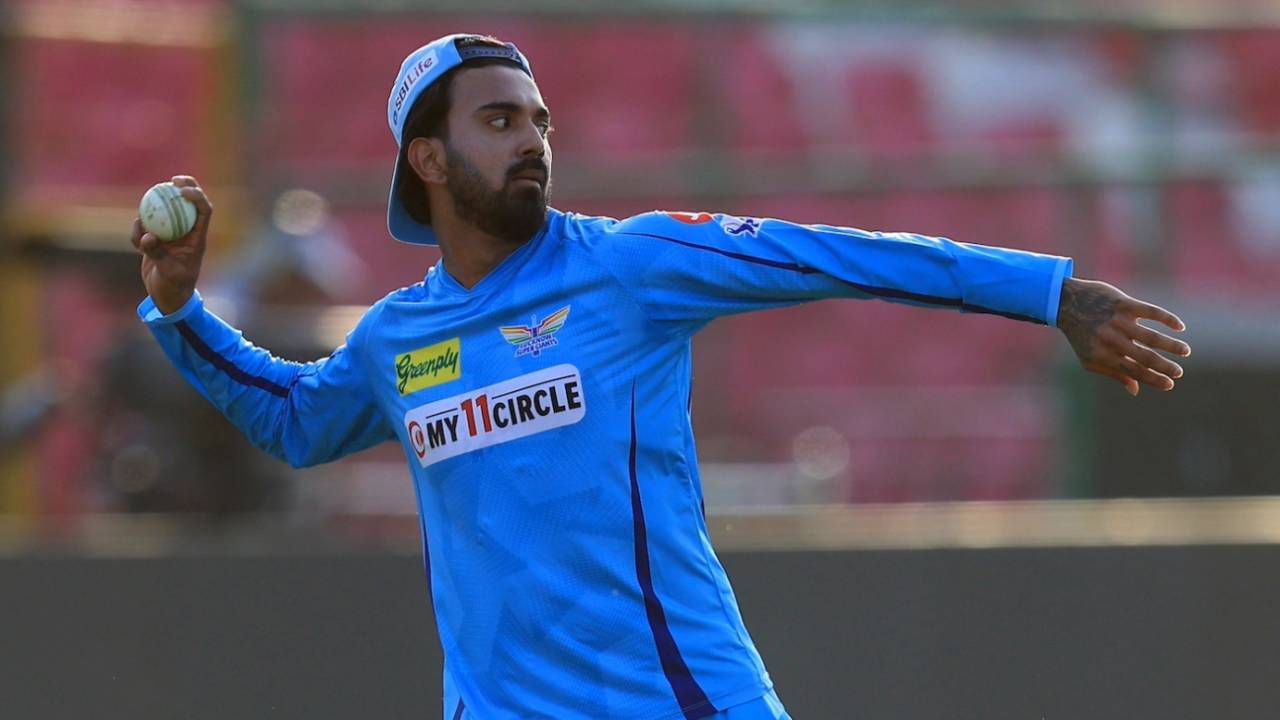 KL Rahul trained with the team at the Chinnaswamy, but didn't do anything too strenuous&nbsp;&nbsp;&bull;&nbsp;&nbsp;NurPhoto via Getty Images